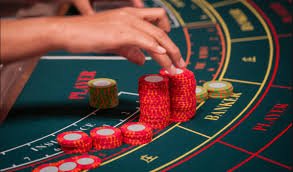 Live Sic Bo table layout showing dice and betting positions